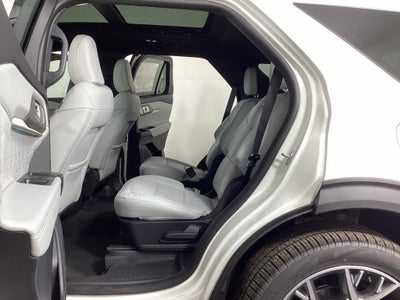 2027 Ford Explorer 4DR 4WD PLTNM
