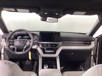 2027 Ford Explorer 4DR 4WD PLTNM