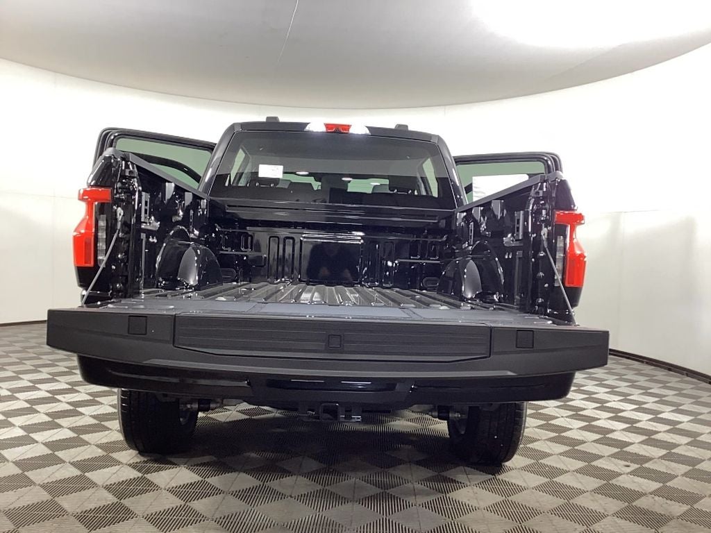 2025 Ford F-150 Lightning Flash™