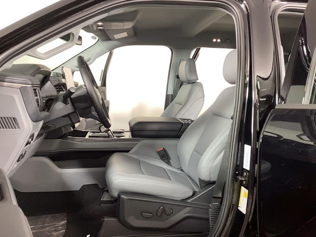 2025 Ford F-150 Lightning Flash™