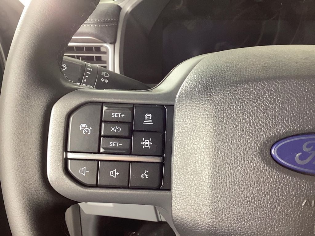 2025 Ford F-150 Lightning Flash™