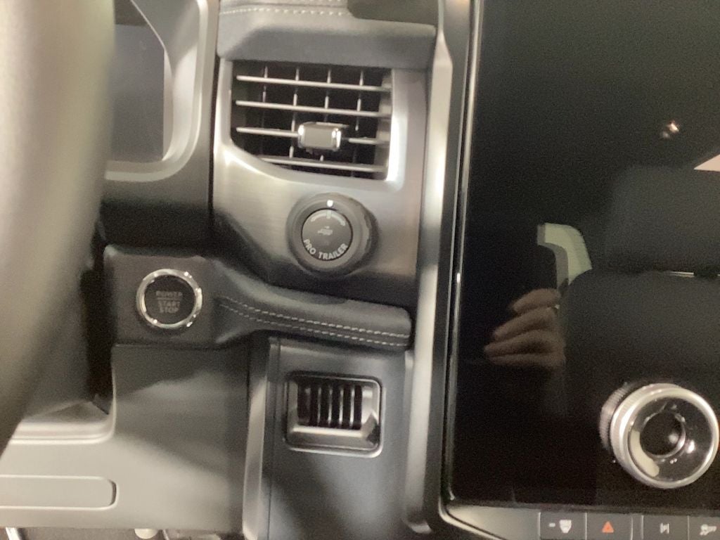 2025 Ford F-150 Lightning Flash™