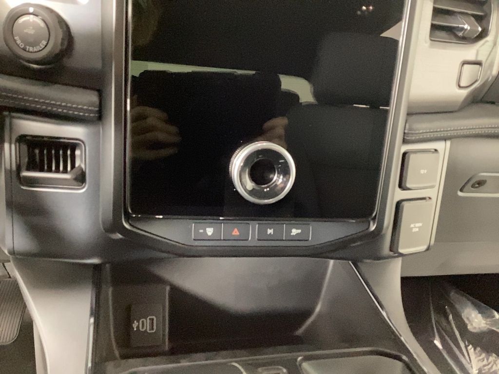 2025 Ford F-150 Lightning Flash™