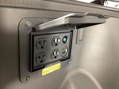 2025 Ford F-150 Lightning Flash™