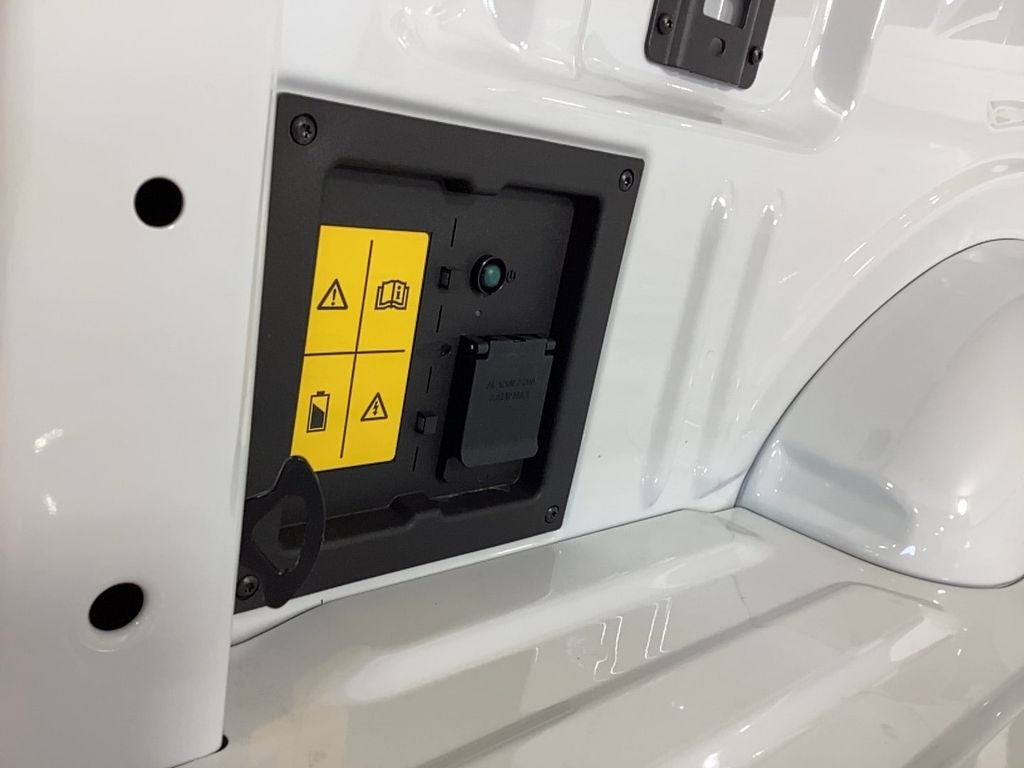 2025 Ford F-150 Lightning Flash™