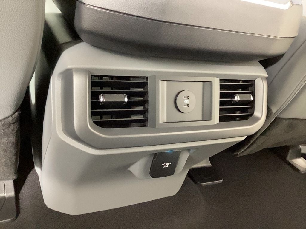 2025 Ford F-150 Lightning Flash™