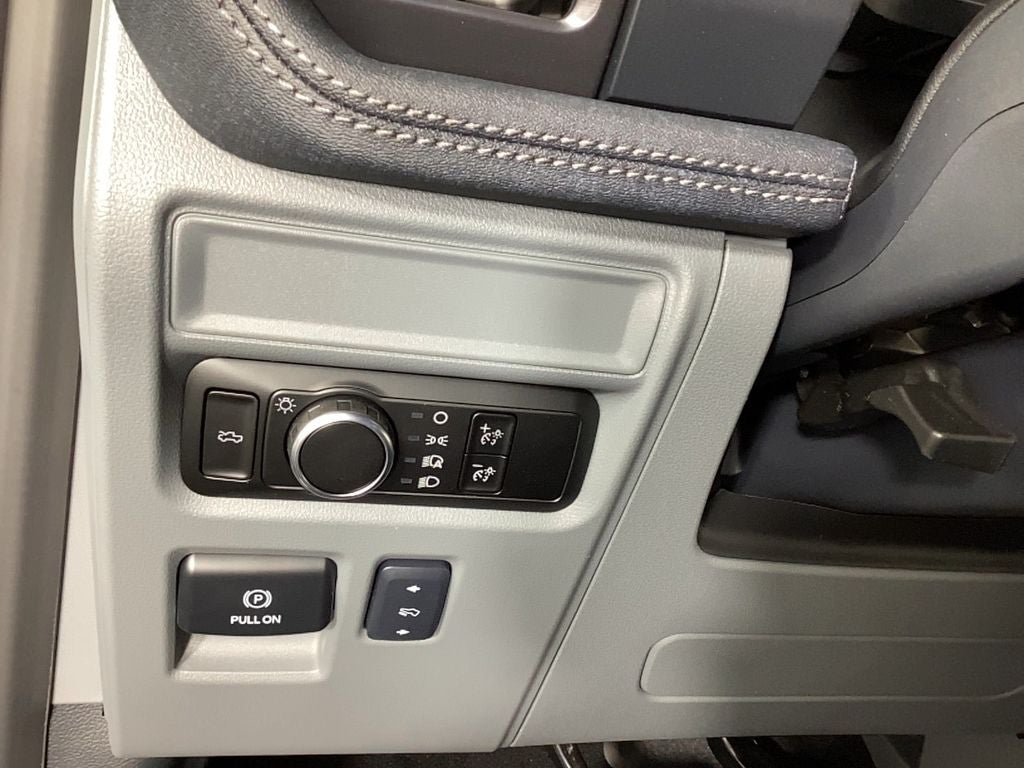 2025 Ford F-150 Lightning Flash™