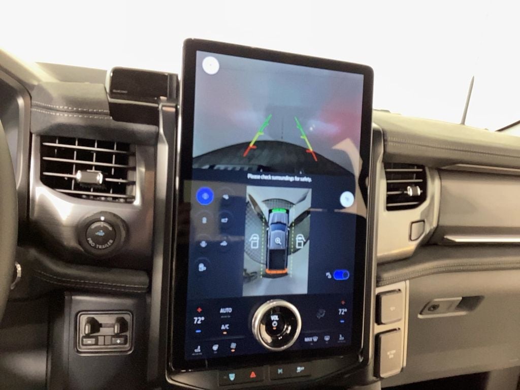 2025 Ford F-150 Lightning Flash™