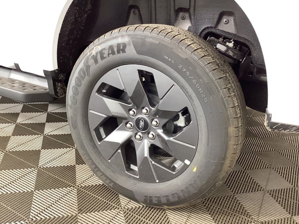 2025 Ford F-150 Lightning Flash™