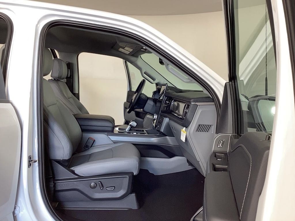 2025 Ford F-150 Lightning Flash™