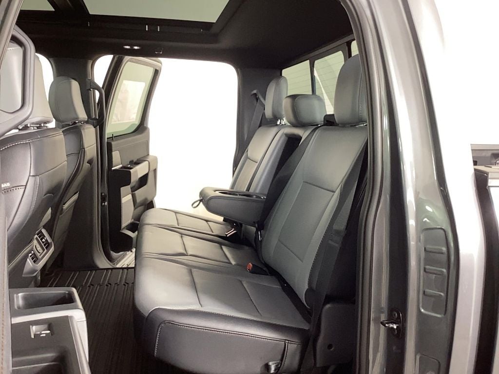 2025 Ford F-150 Lightning Lariat®