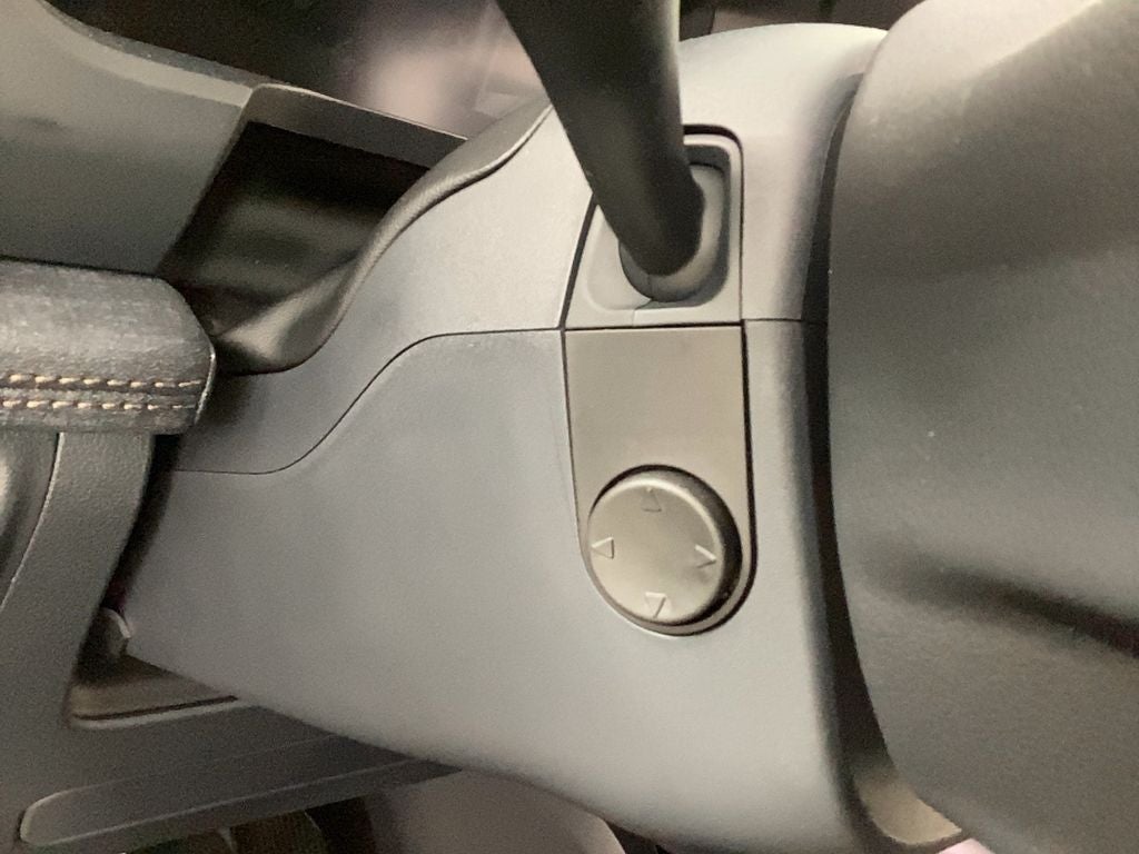 2025 Ford F-150 Lightning Lariat®