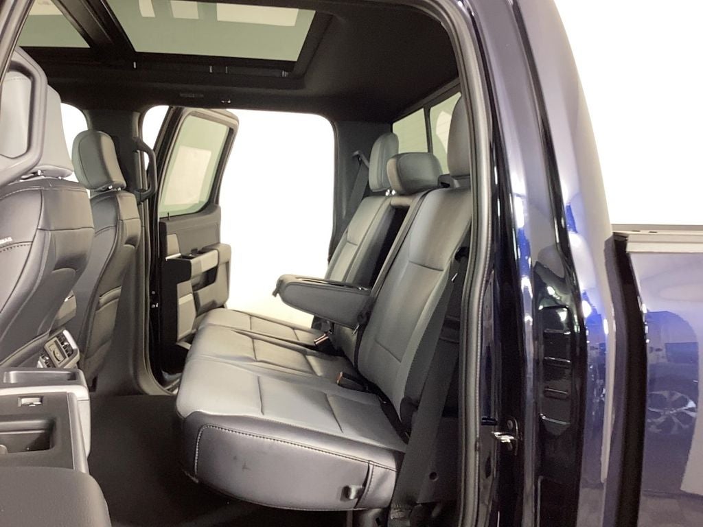 2025 Ford F-150 Lightning Lariat®