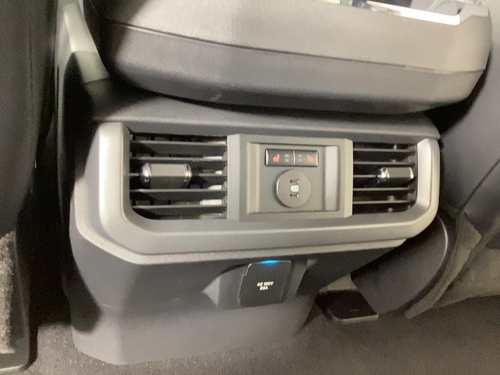 2025 Ford F-150 Lightning Lariat®