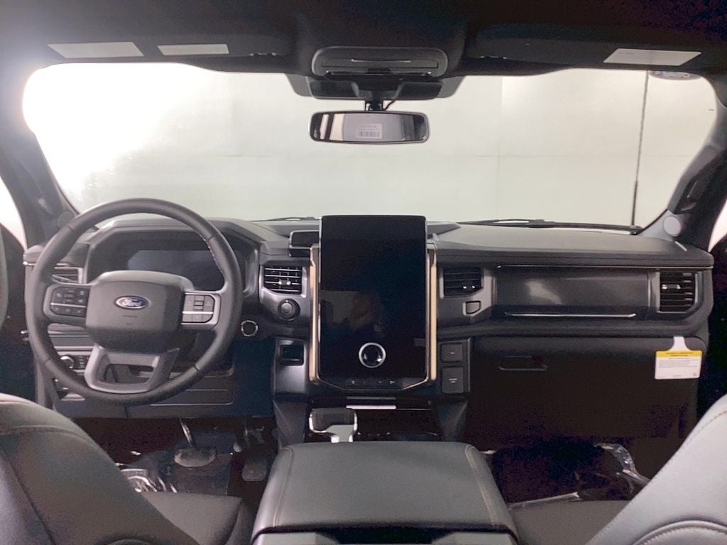 2025 Ford F-150 Lightning Lariat®