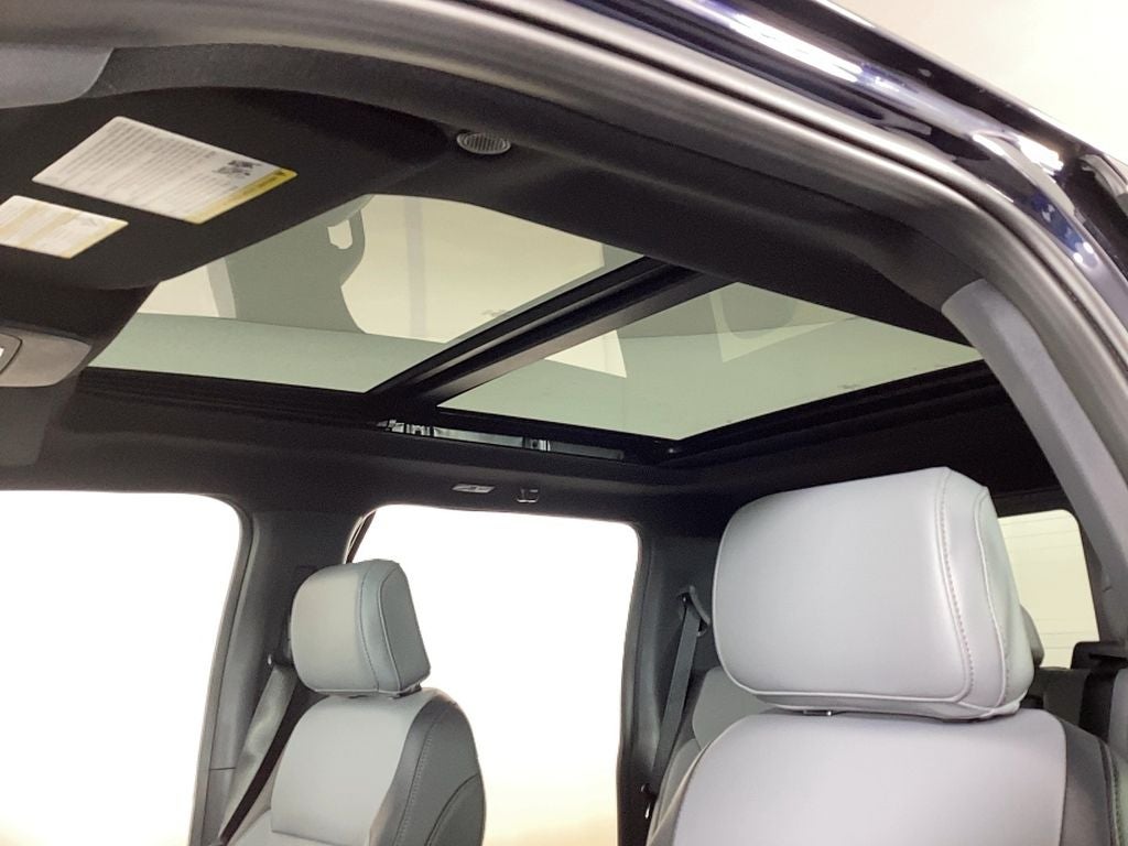 2025 Ford F-150 Lightning Lariat®