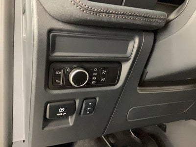 2025 Ford F-150 Lightning Lariat®