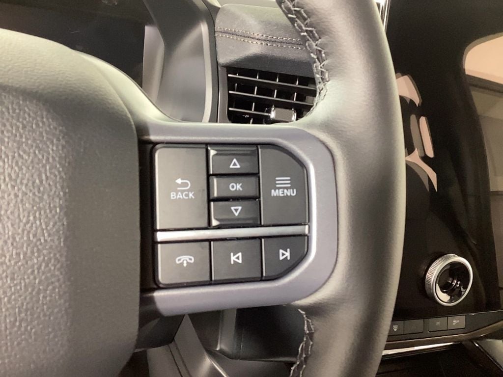 2025 Ford F-150 Lightning Lariat®