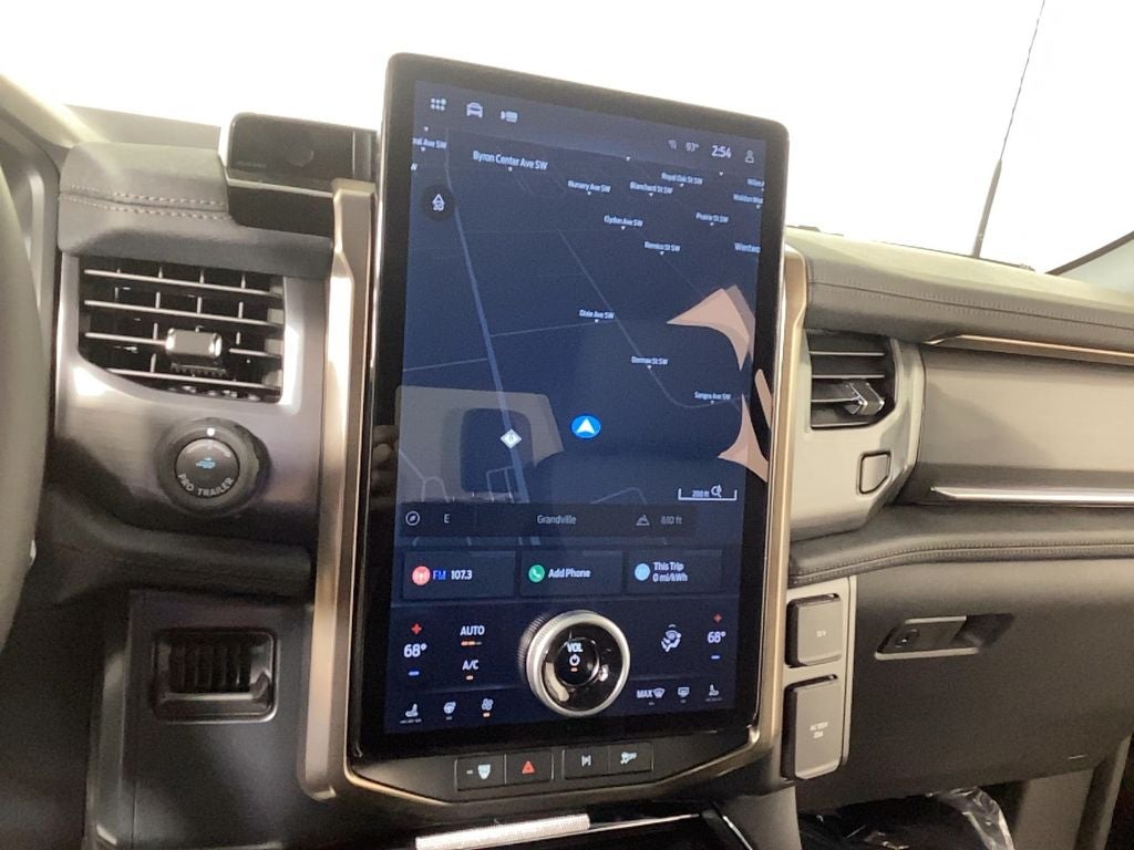 2025 Ford F-150 Lightning Lariat®