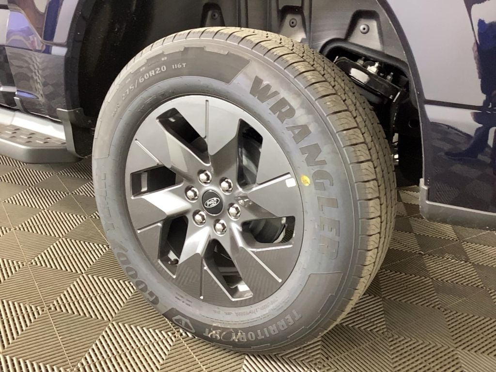 2025 Ford F-150 Lightning Lariat®