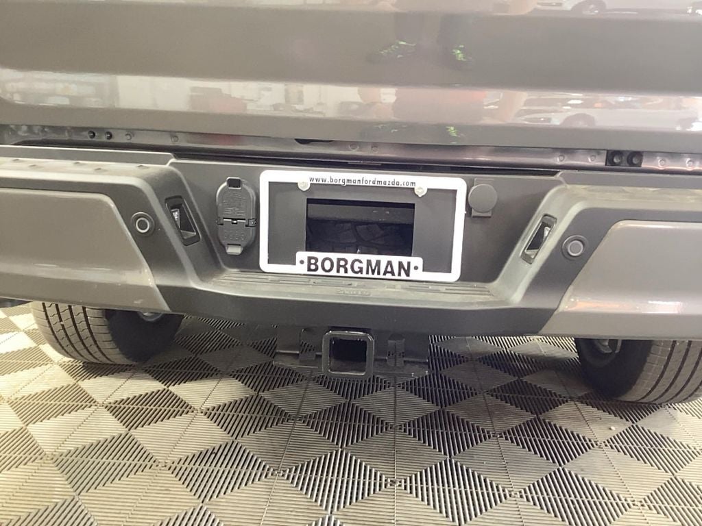 2025 Ford F-150 Lightning Lariat®