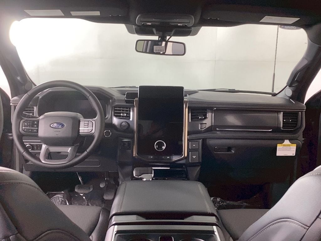 2025 Ford F-150 Lightning Lariat®