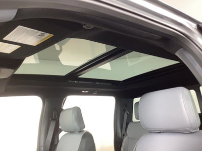 2025 Ford F-150 Lightning Lariat®