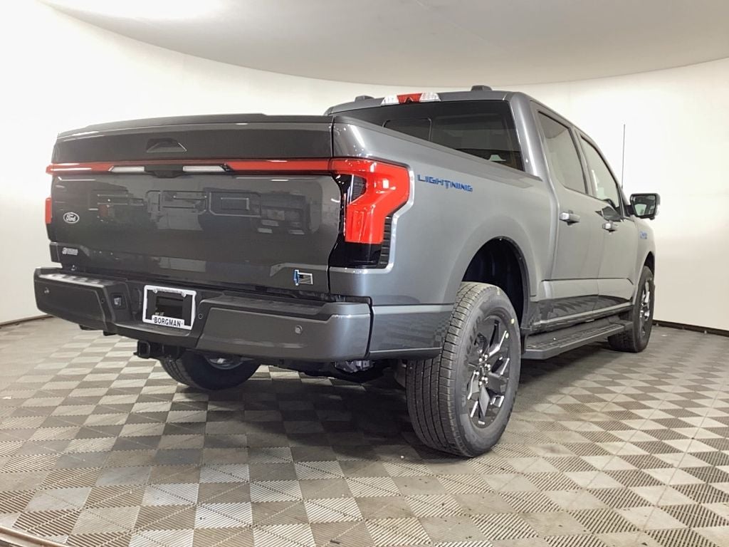 2025 Ford F-150 Lightning Lariat®