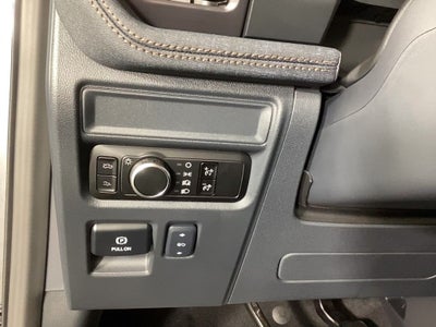 2025 Ford F-150 Lightning Lariat®