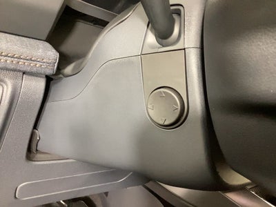 2025 Ford F-150 Lightning Lariat®