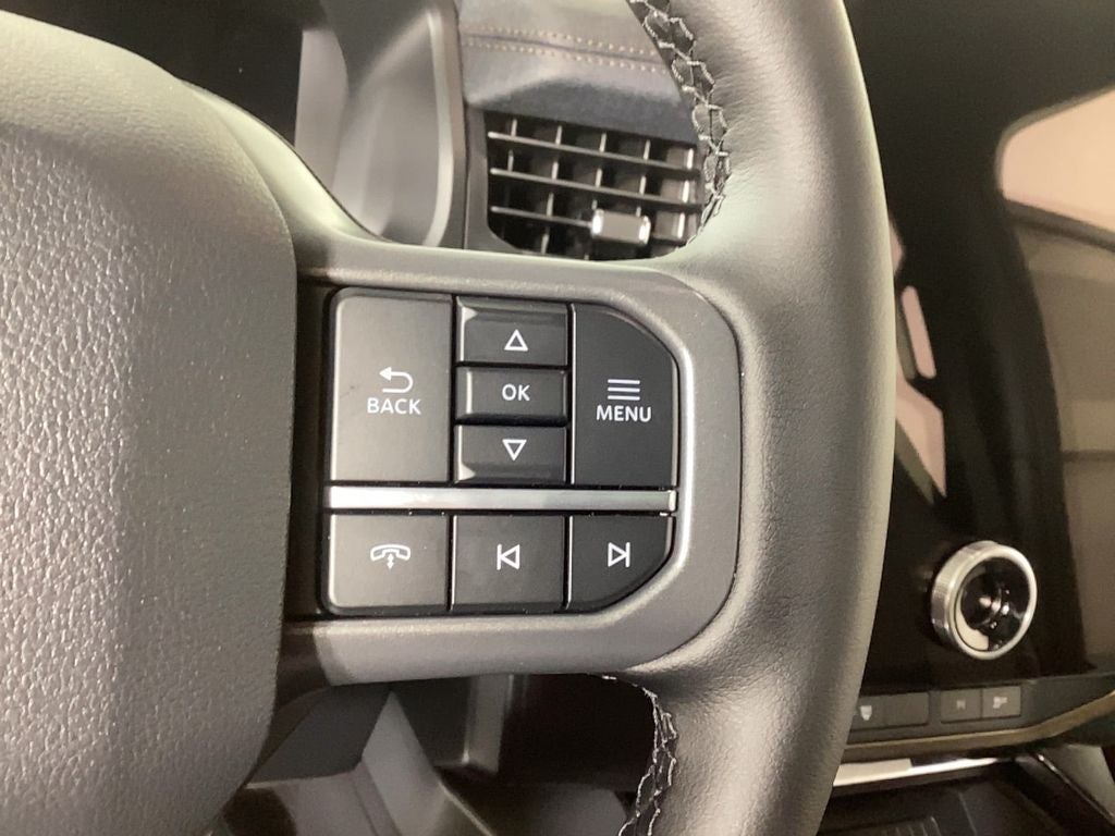 2025 Ford F-150 Lightning Lariat®