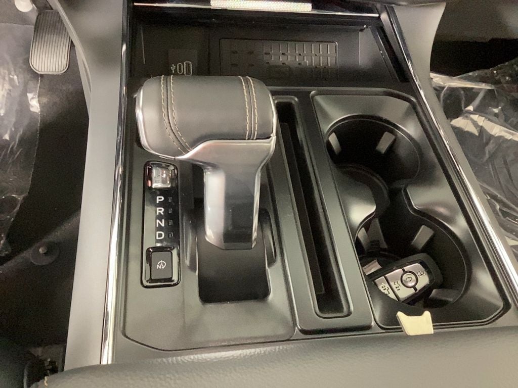 2025 Ford F-150 Lightning Lariat®