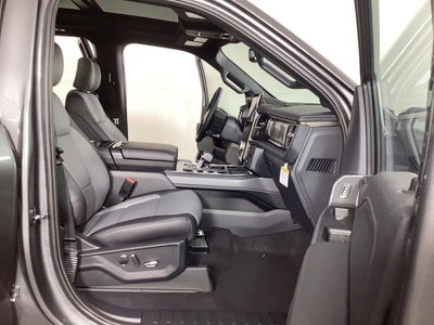 2025 Ford F-150 Lightning Lariat®