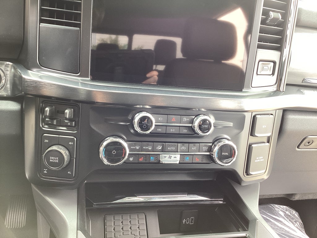 2026 Ford Super Duty F-250 SRW F-250® Lariat®