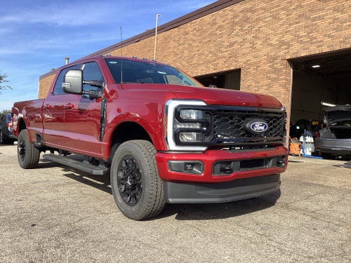 2027 Ford Super Duty F-250 SRW F-250® XLT