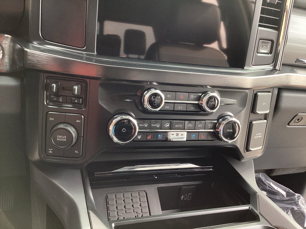 2026 Ford Super Duty F-250 SRW F-250® Lariat®