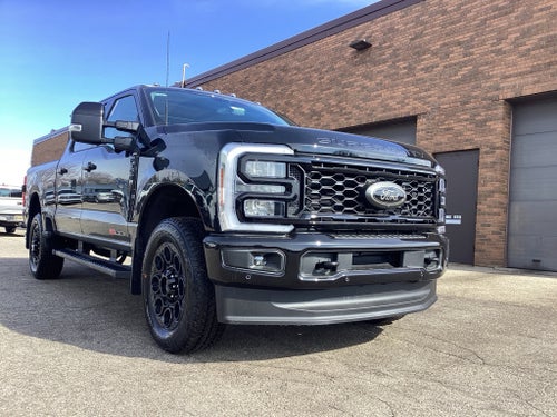 2026 Ford Super Duty F-350 SRW F-350® Lariat®