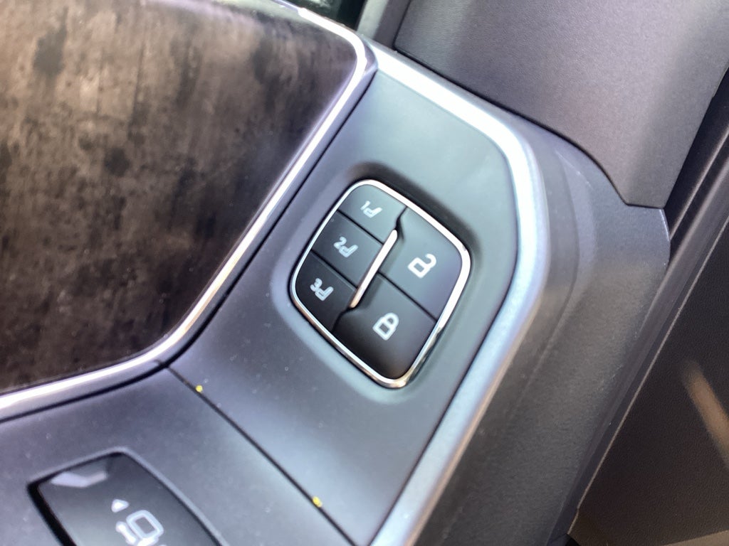 2026 Ford Super Duty F-350 SRW F-350® Lariat®