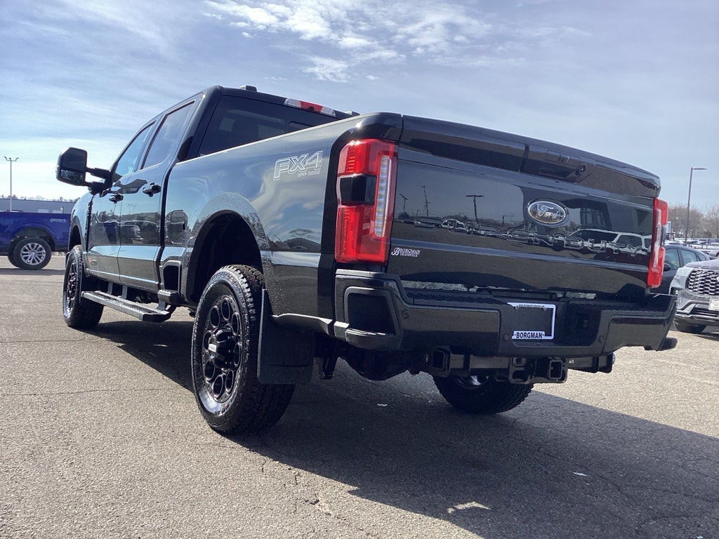 2026 Ford Super Duty F-350 SRW F-350® Lariat®