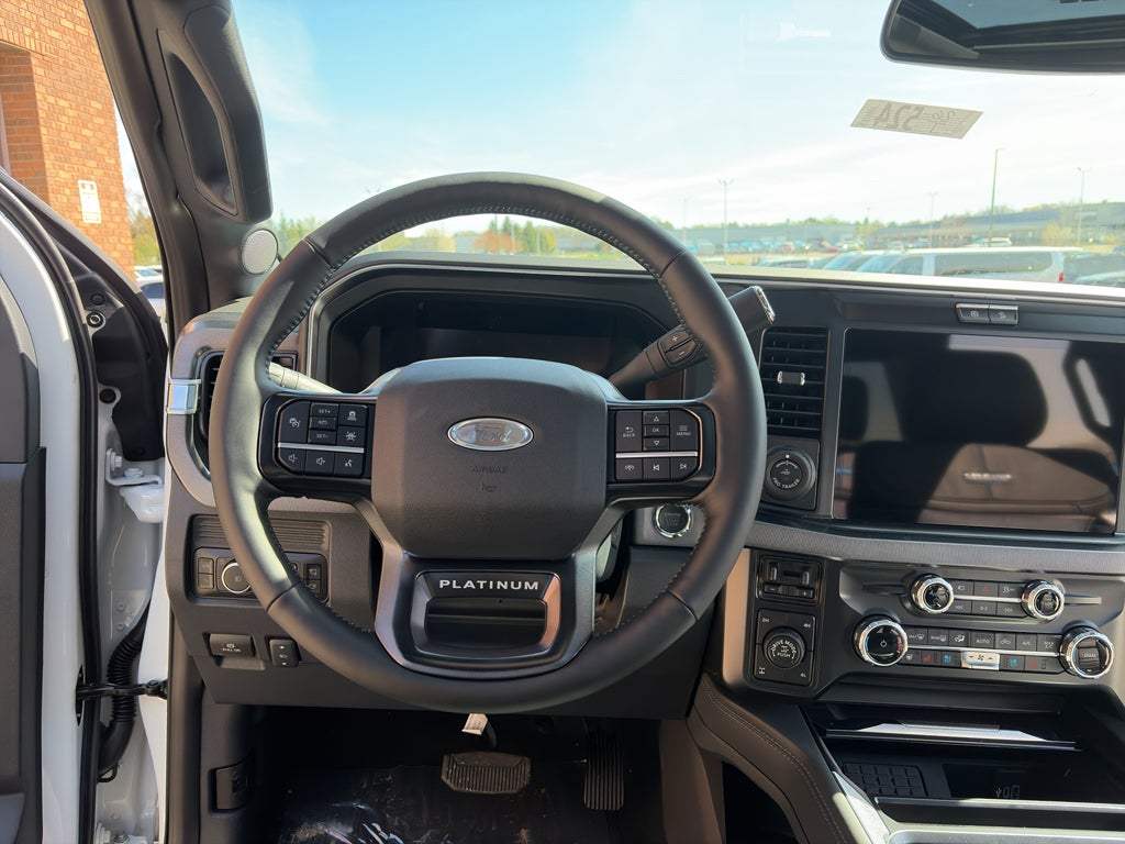 2026 Ford Super Duty F-350 SRW F-350® Platinum®