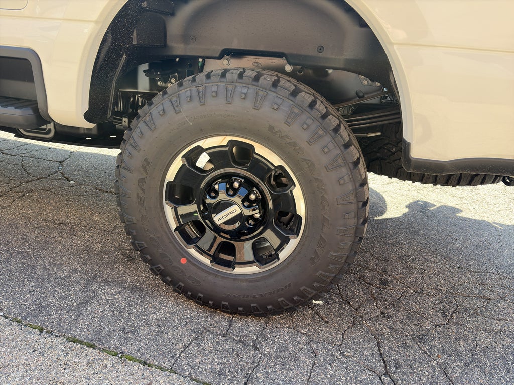 2026 Ford Super Duty F-350 SRW F-350® Platinum®