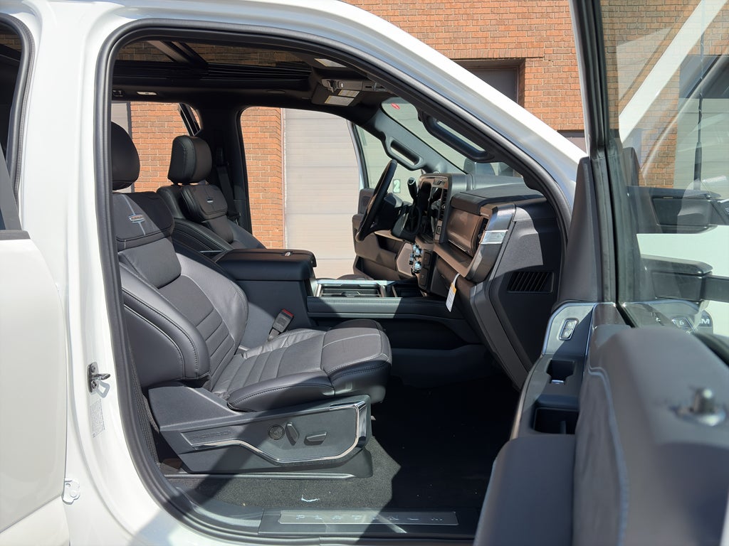 2026 Ford Super Duty F-350 SRW F-350® Platinum®