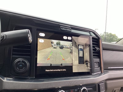 2027 Ford Super Duty F-350 SRW F-350® Platinum®