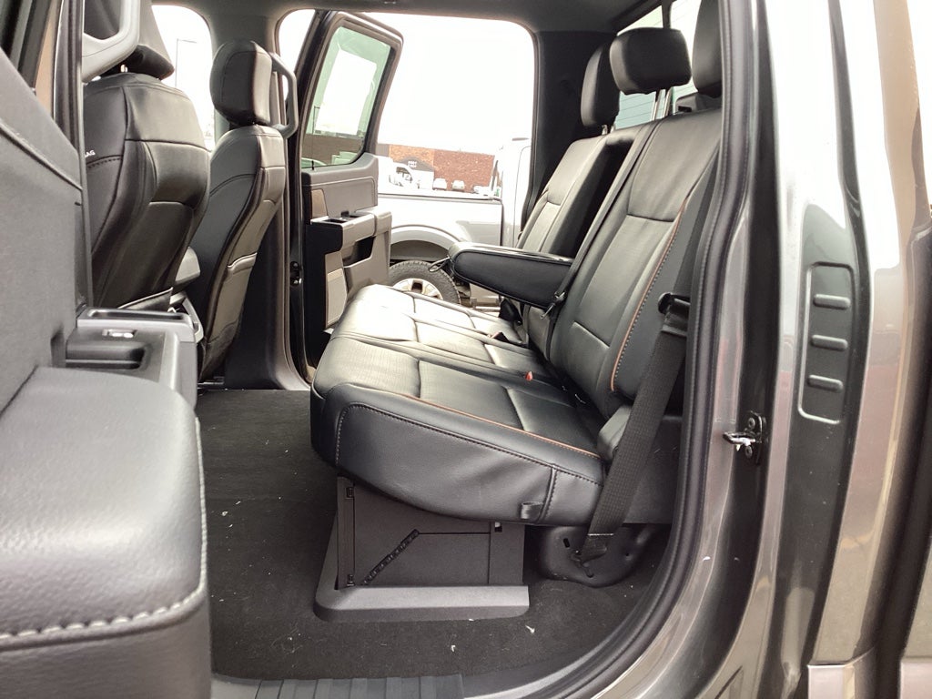 2026 Ford Super Duty F-350 SRW F-350® Lariat®