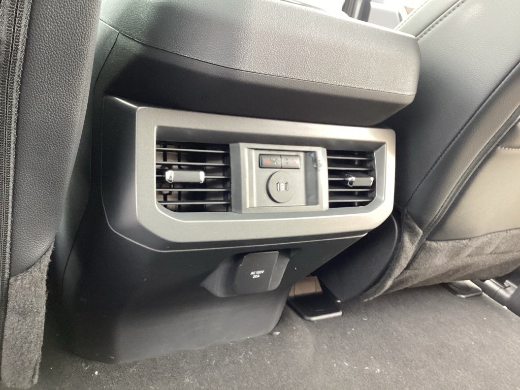 2026 Ford Super Duty F-350 SRW F-350® Lariat®