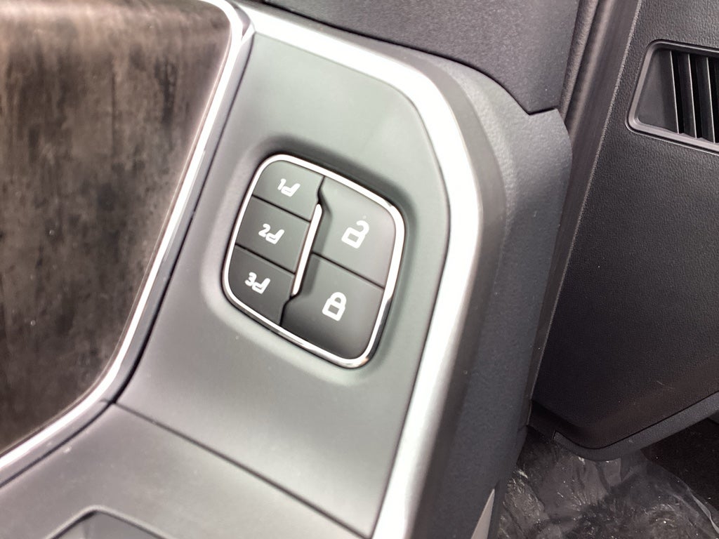 2026 Ford Super Duty F-350 SRW F-350® Lariat®