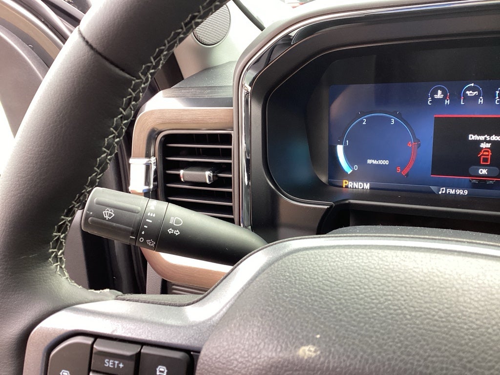 2026 Ford Super Duty F-350 SRW F-350® Lariat®