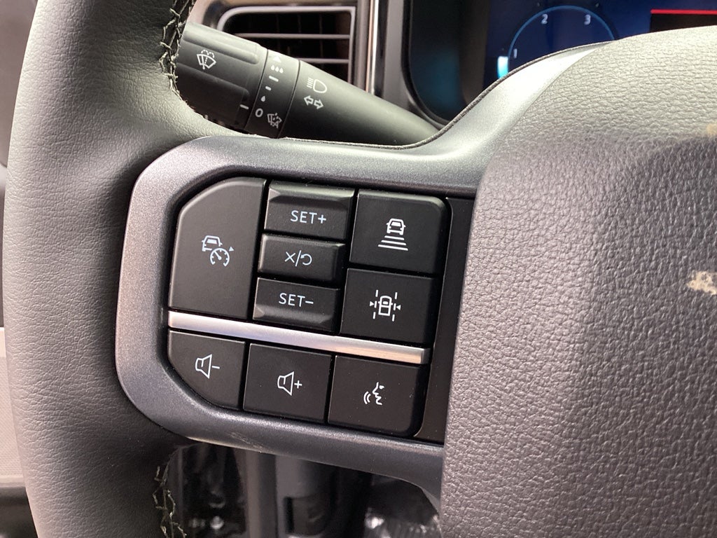 2026 Ford Super Duty F-350 SRW F-350® Lariat®