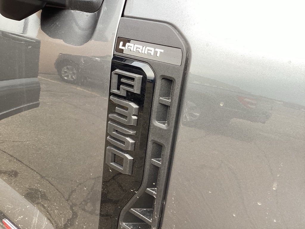 2026 Ford Super Duty F-350 SRW F-350® Lariat®
