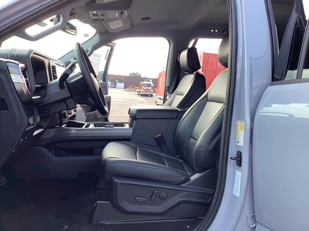 2026 Ford Super Duty F-350 SRW F-350® Lariat®